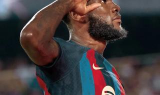 c罗去曼联是自由转会吗 c罗转会最新动态